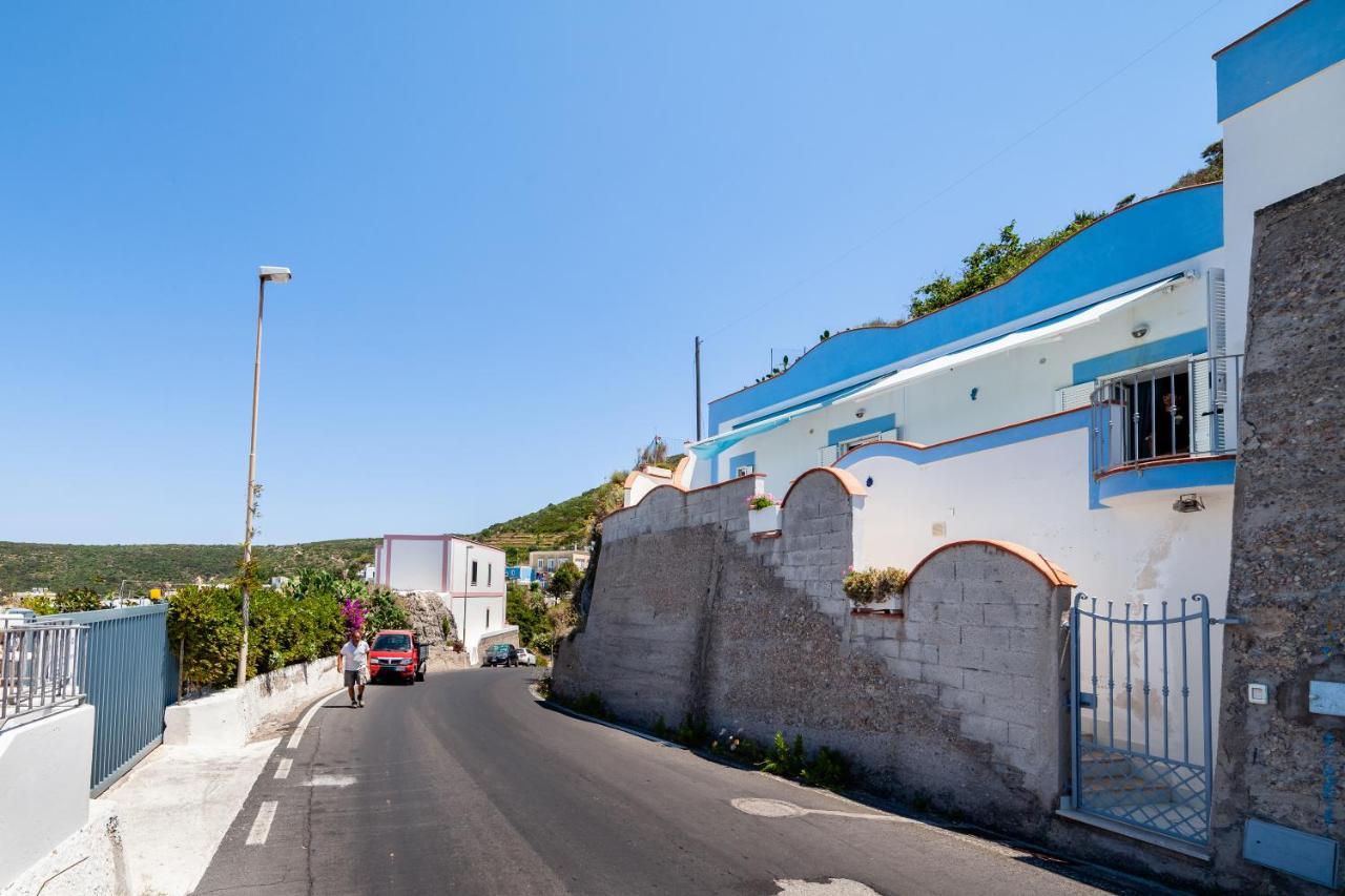 La Casa Del Capitano Ponza Villa Exterior photo