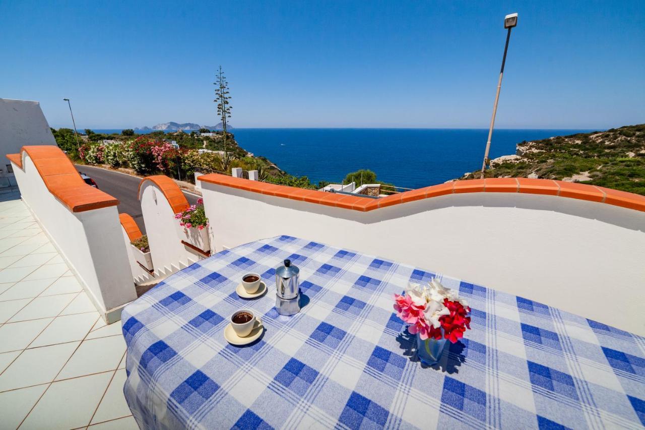 La Casa Del Capitano Ponza Villa Exterior photo